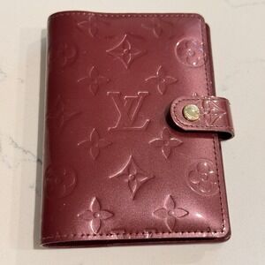 LOUIS VUITTON LV Maroon Monogram Vernis Agenda Notebook Passport Cover CA4078
